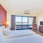 Yellow Otel Monte Gordo