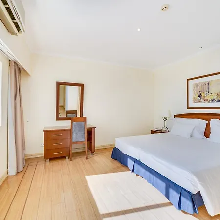 Yellow Hotel Monte Gordo