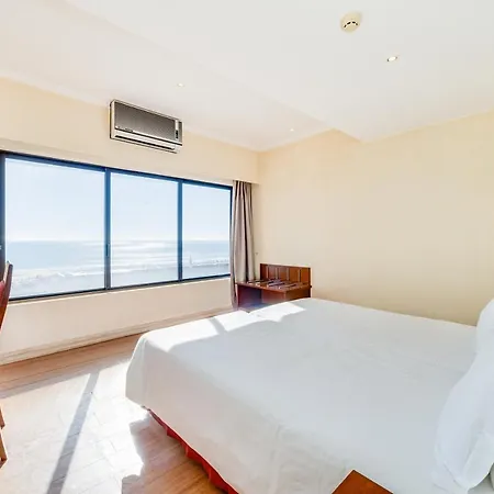 Yellow Hotel