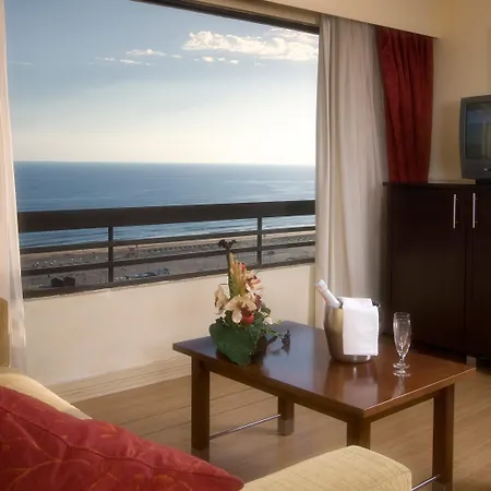 Yellow Hotell