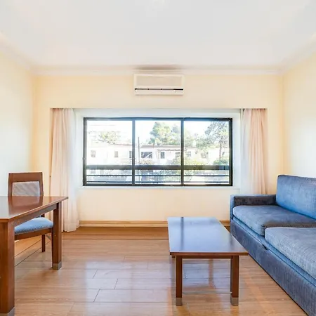 Yellow 4* Monte Gordo